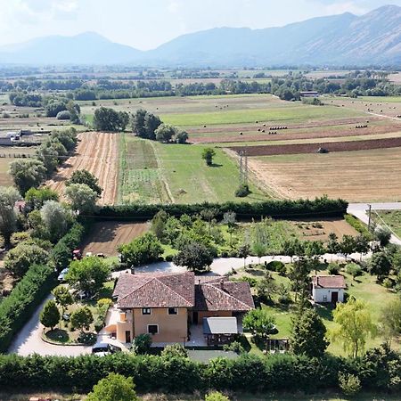Bed & Breakfast Le Piagge Scurcola Marsicana Exterior photo